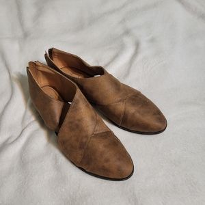 LFL by Lust for Life Women's LL-Tumble Ankle Boot, Cognac 7.5